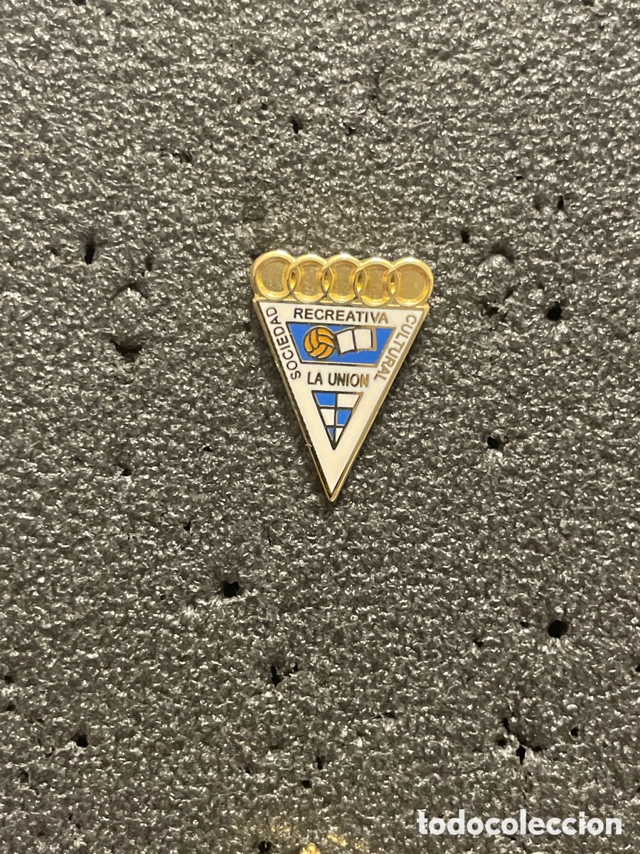 Sammelleidenschaft Sport: Pin 77 S.R.C. LA UNION - Logro&ntilde;o (La Rioja)