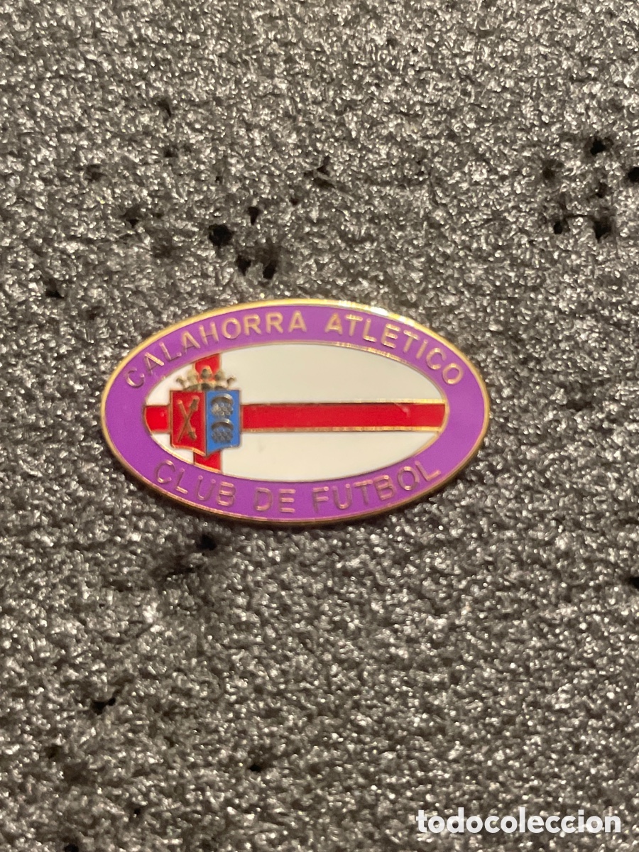 Collectionnisme sportif: Pin 102 CALAHORRA ATL&Eacute;TICO C.F. - Calahorra (La Rioja)