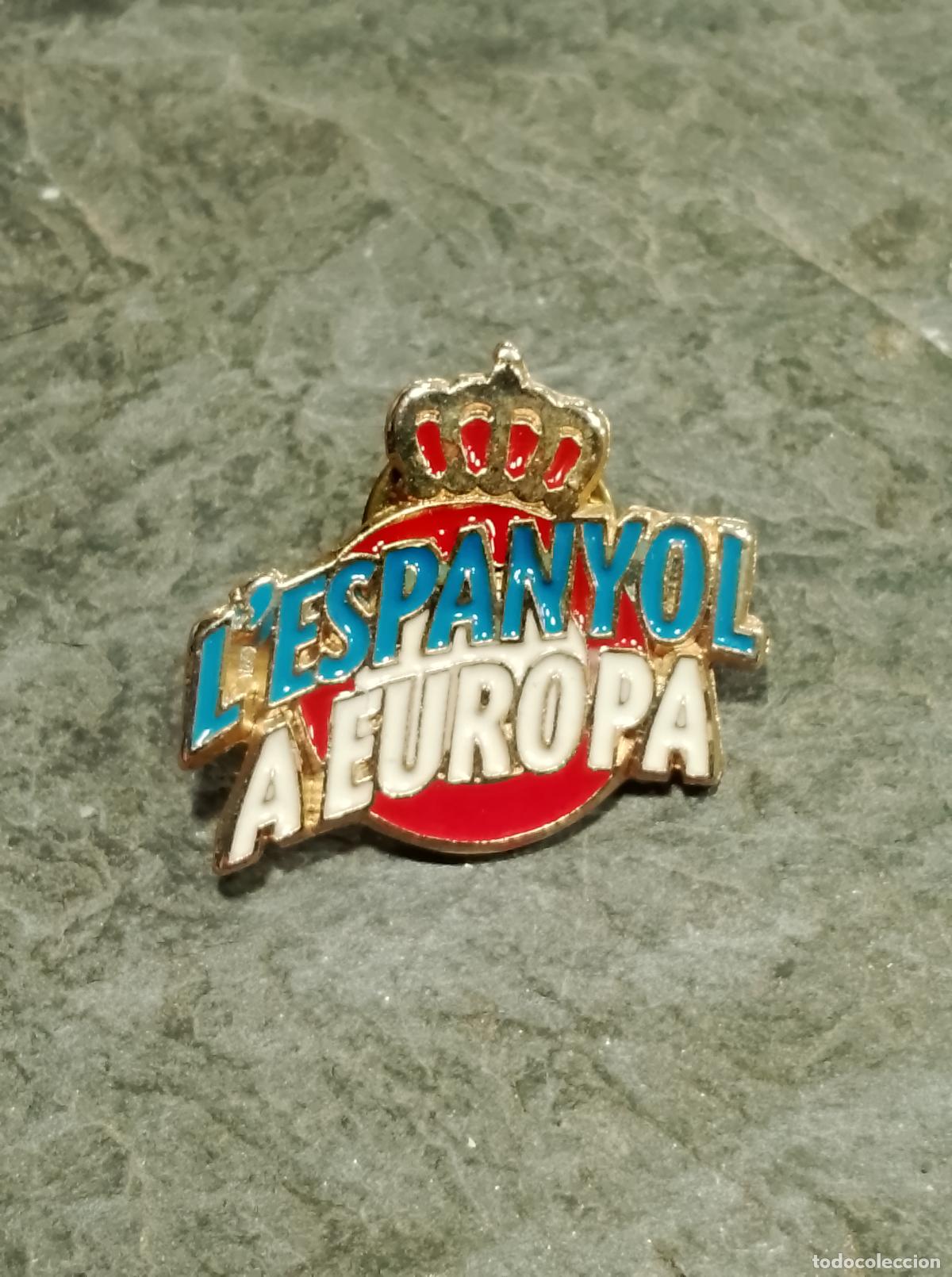 Collectionnisme sportif: Pin equipo futbol real club deportivo espa&ntilde;ol Barcelona insignia leyenda el espa&ntilde;ol a europa