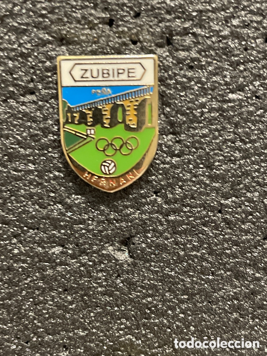 Collectionnisme sportif: Pin 77 PE&Ntilde;A ZUBIPE -Hernani (Guip&uacute;zcoa)