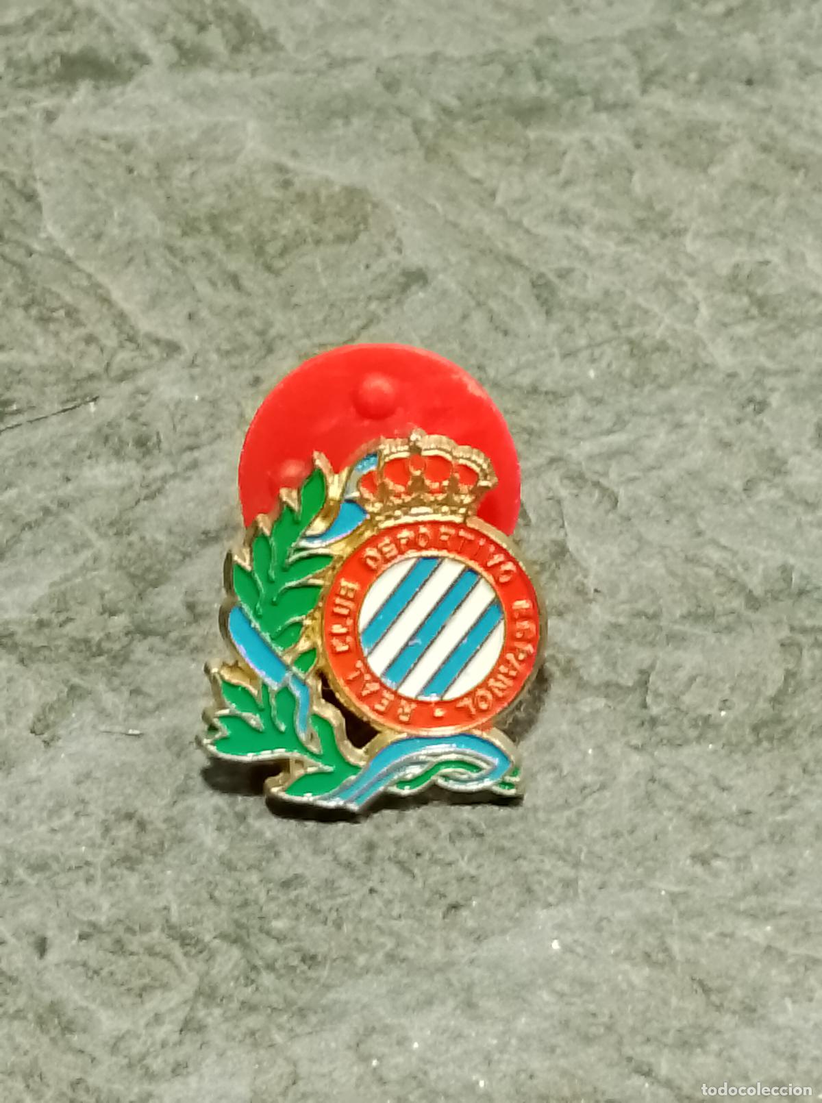 Collectionnisme sportif: Pin escudo equipo futbol real club deportivo espa&ntilde;ol Barcelona