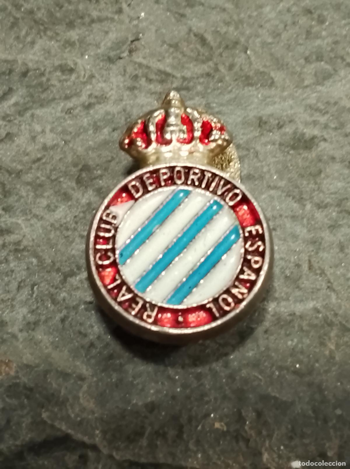 Collectionnisme sportif: Pin escudo equipo futbol real club deportivo espa&ntilde;ol Barcelona insignia ojal bot&oacute;n club espa&ntilde;ol