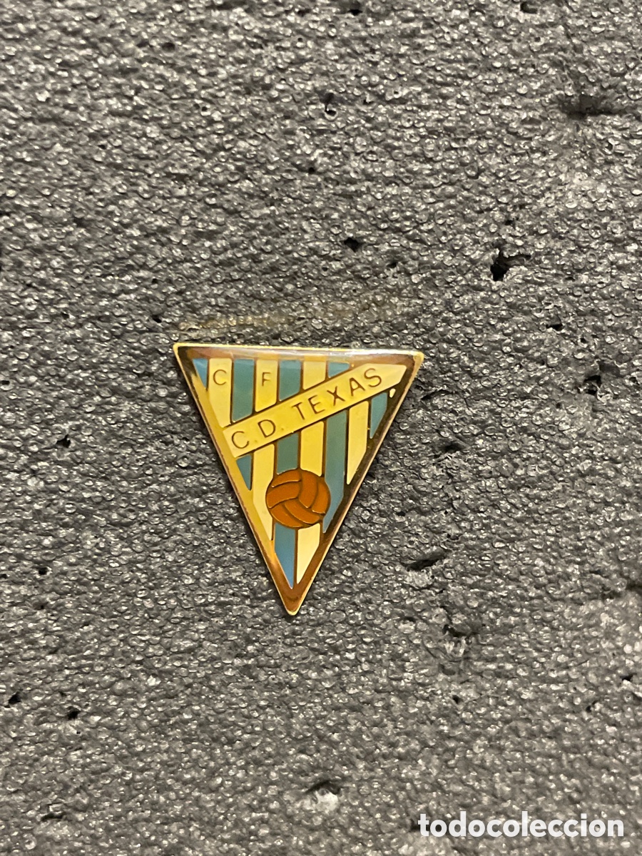 Collectionnisme sportif: Pin 111 C.D. TEXAS - San Sebastian (Guip&uacute;zcoa)