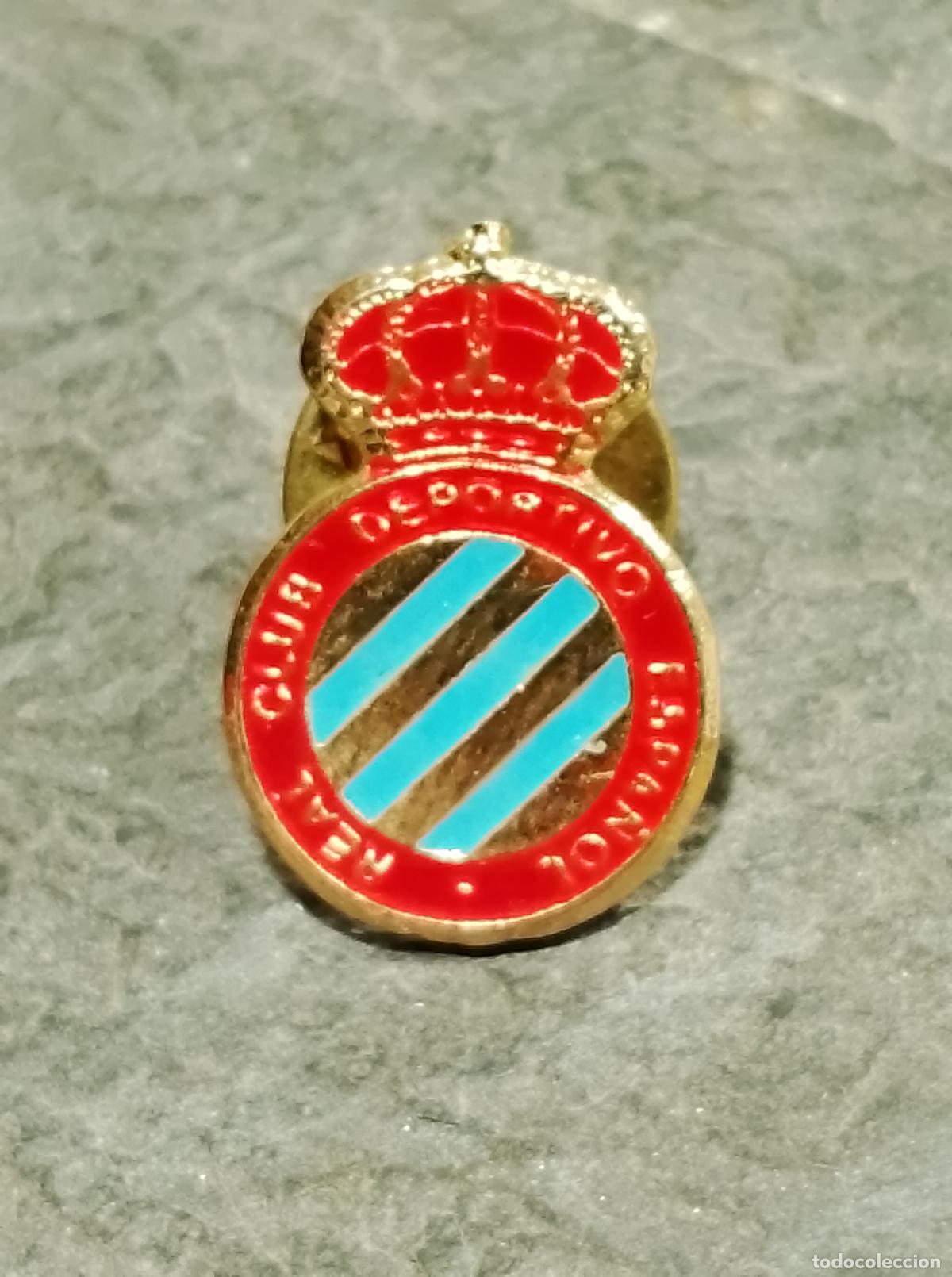 Collectionnisme sportif: Pin escudo equipo futbol real club deportivo espa&ntilde;ol Barcelona