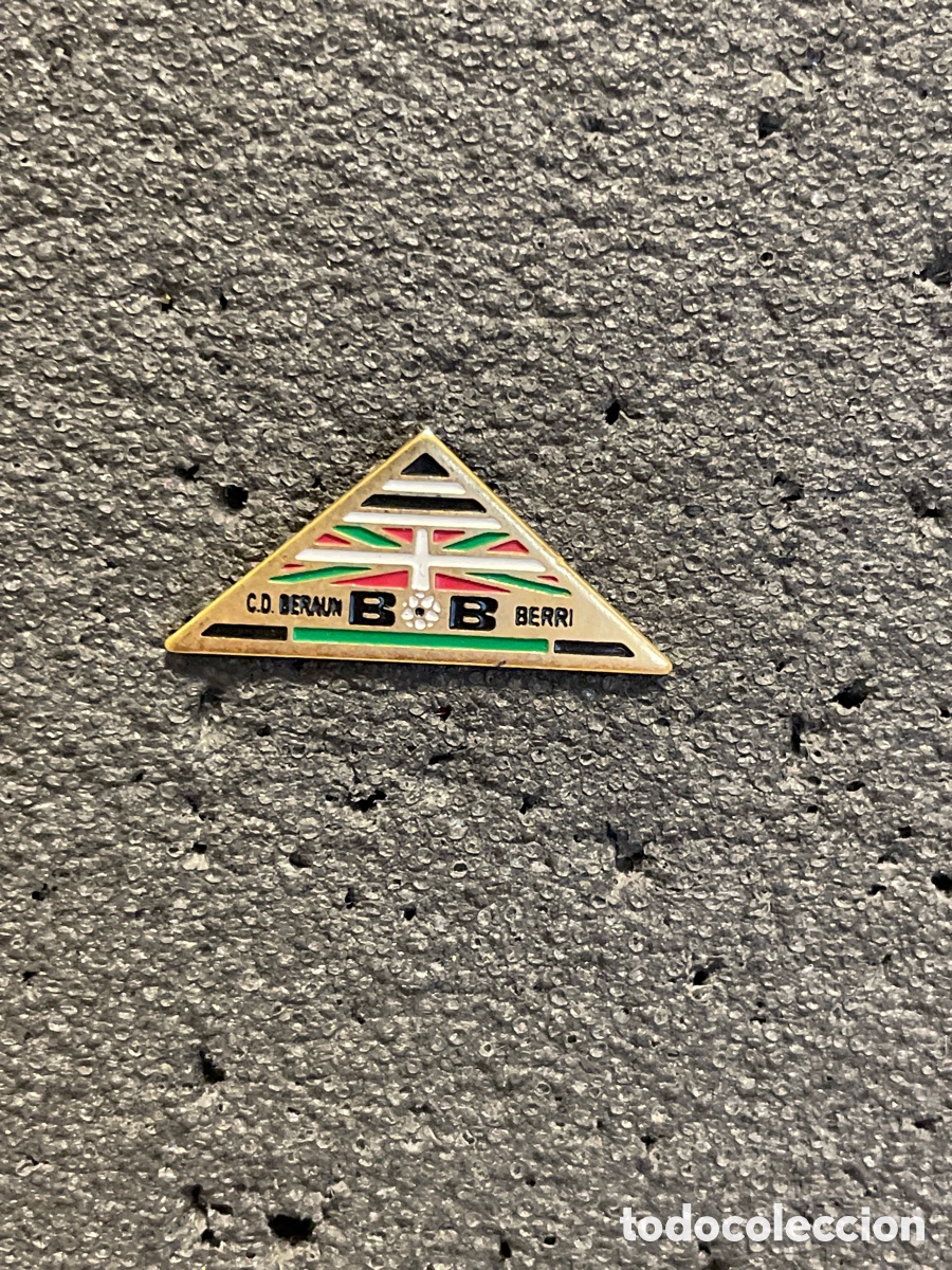 Collectionnisme sportif: Pin 126 C.D. BERAUN BERRI - Renter&iacute;a (Guip&uacute;zcoa)