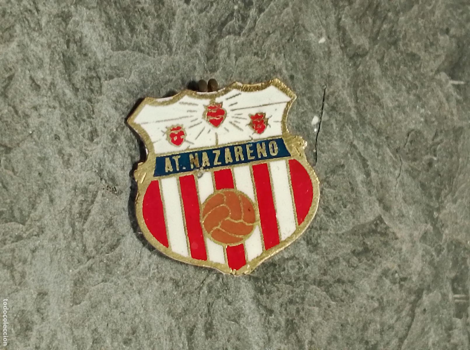 Collectionnisme sportif: Pin antiguo club futbol atl&eacute;tico nazareno rara insignia imperdible esmaltada federaci&oacute;n espa&ntilde;ola