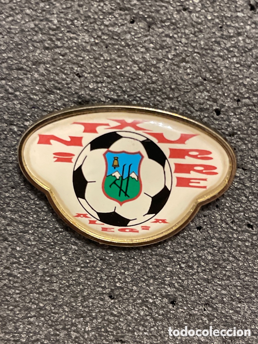 Collectionnisme sportif: Pin 158 INTXURRE K.K.E. - Alegia de Oria (Guip&uacute;zcoa)