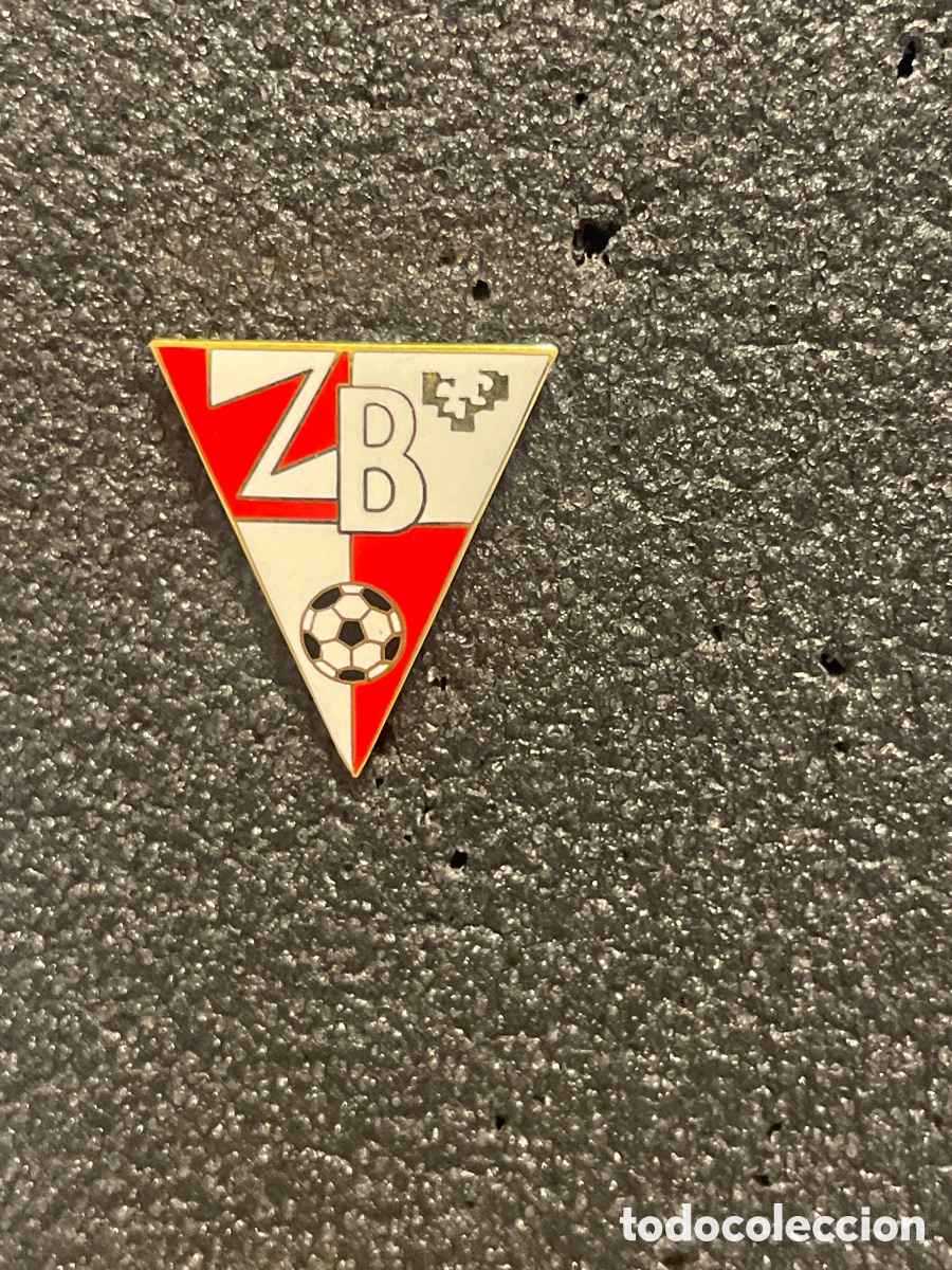 Collectionnisme sportif: Pin 177 UNIVERSIDAD PA&Iacute;S VASCO F.T. - San Sebasti&aacute;n (Guip&uacute;zcoa)