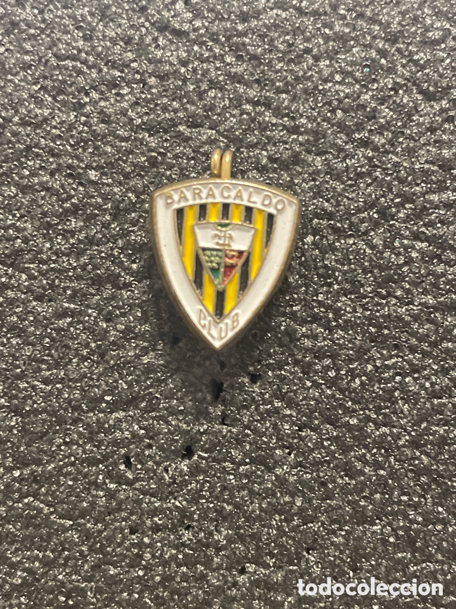 Coleccionismo deportivo: Pin 3 BARACALDO CLUB - Baracaldo (Vizcaya)