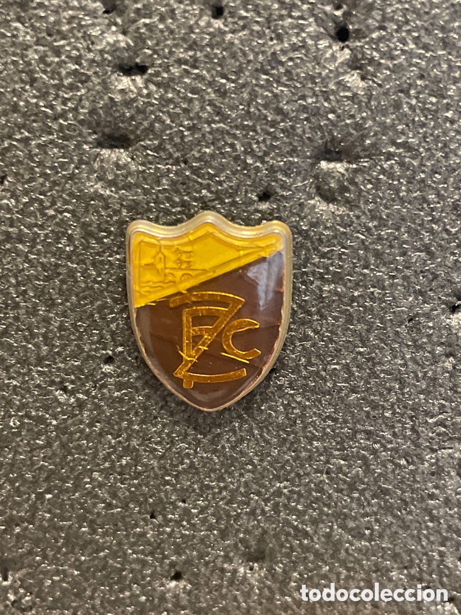 Collectionnisme sportif: Pin 29 ZORROZA F.C. - Zorroza (Vizcaya)