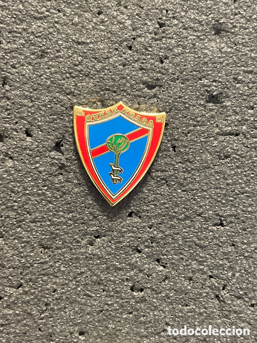 Collectionnisme sportif: Pin 56 C.D. OTXARKOAGA - Bilbao (Vizcaya)