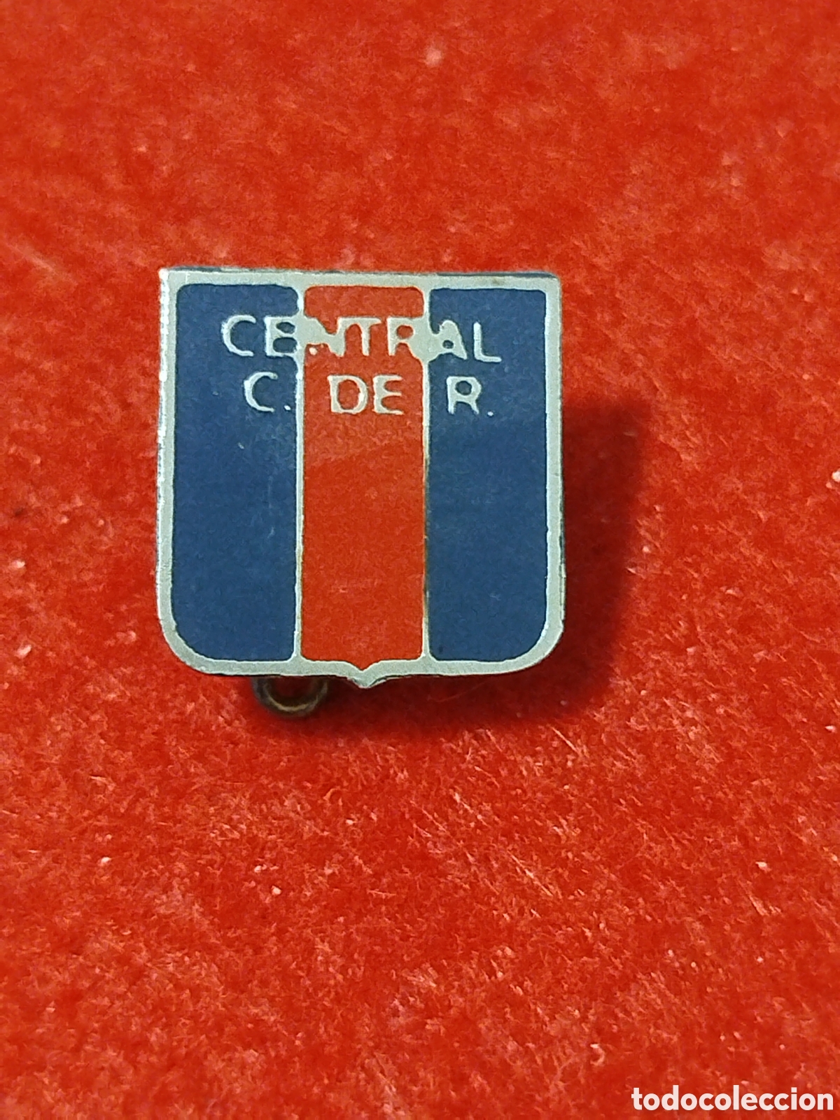 Collectionnisme sportif: PINS DE FUTBOL.CENTRAL C&Oacute;RDOBA DE ROSARIO.ARGENTINA