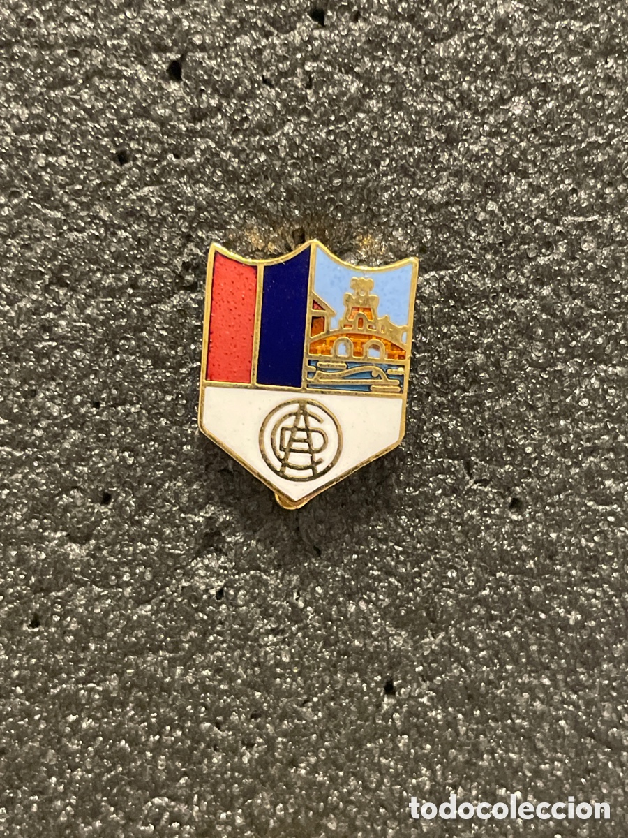 Collectionnisme sportif: Pin 362 C.D. AURRERA - Ondarroa (Vizcaya)