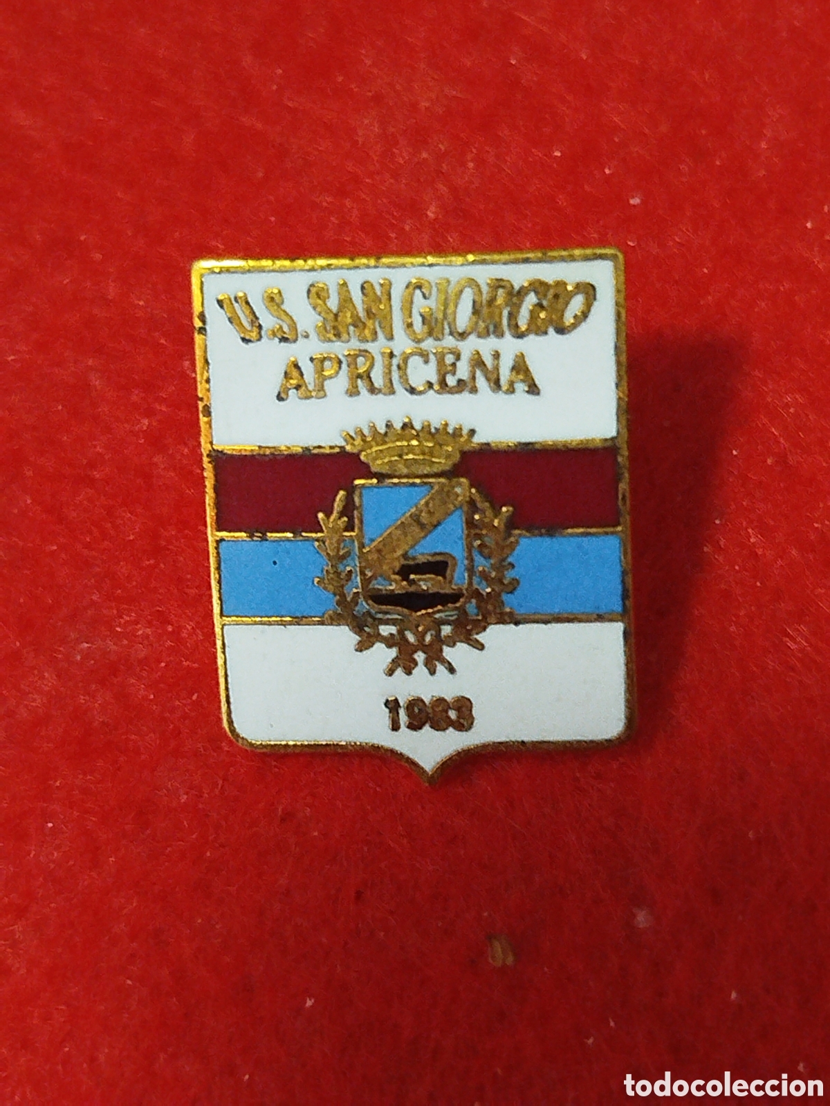Collectionnisme sportif: PINS DE FUTBOL US.SAN GIORGIO APRICENA ITALIA
