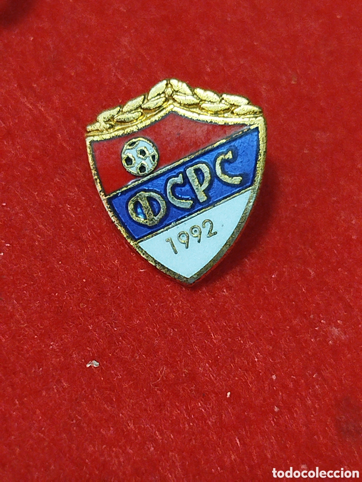 Collectionnisme sportif: PINS DE FUTBOL FK.BORAC BANJA LUKA . BOSNIA