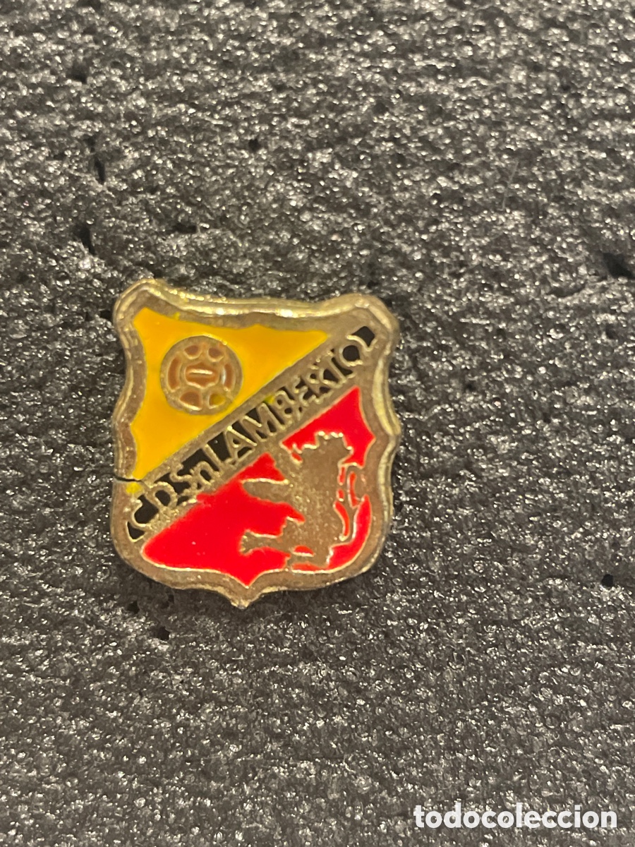 Sammelleidenschaft Sport: Pin C.D. SAN LAMBERTO - Zaragoza