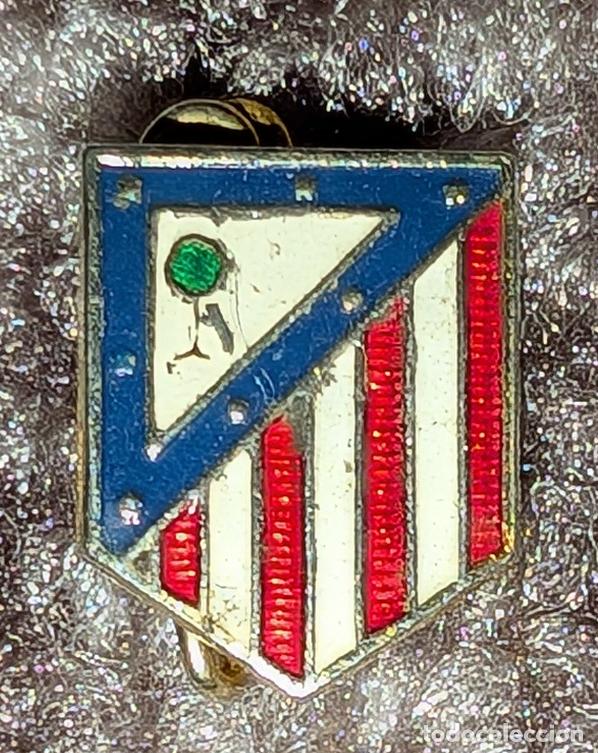 Sammelleidenschaft Sport: Antiguo pin de broche del Atl&eacute;tico de Madrid