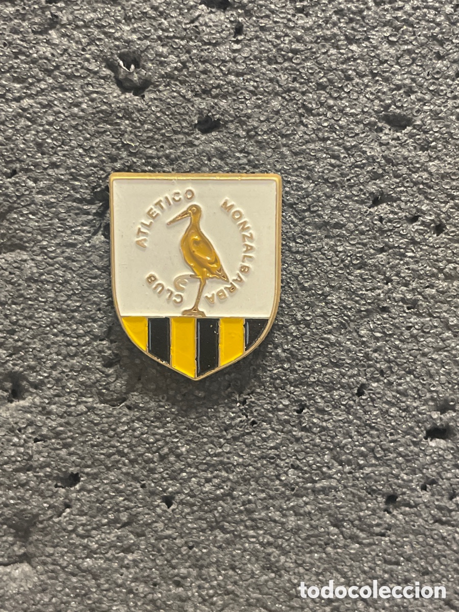 Sammelleidenschaft Sport: Pin 75 CLUB ATCO. MONZALBARBA - Monzalbarba (Zaragoza)