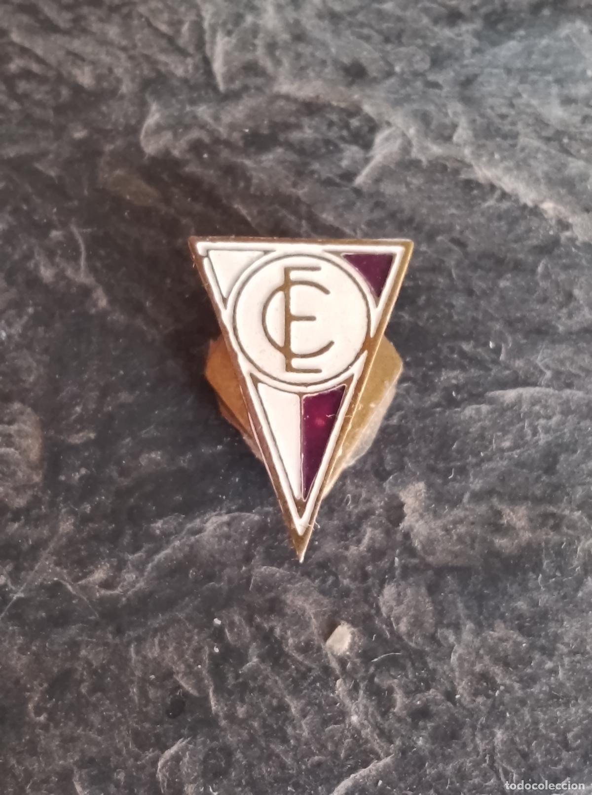 Sammelleidenschaft Sport: Pin futbol club electro ciudad real rara insignia original a&ntilde;os 50/60 federaci&oacute;n castilla la mancha