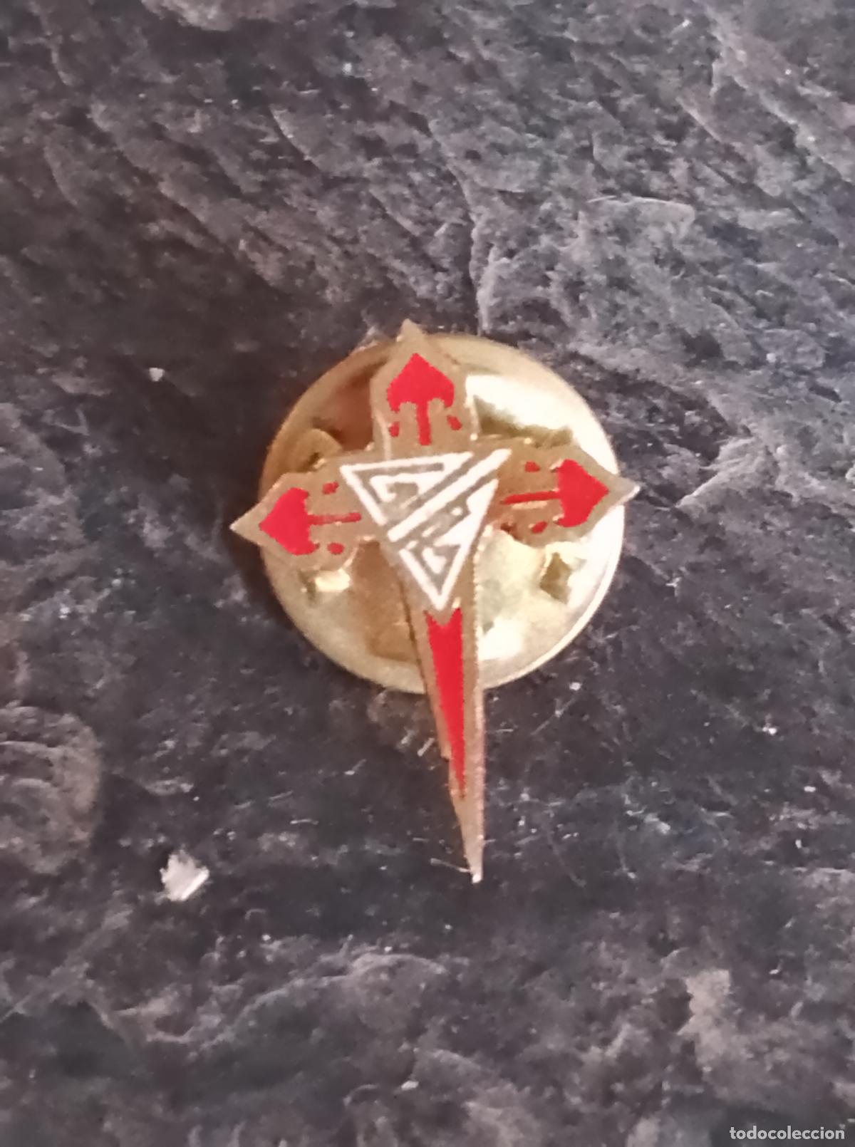 Sammelleidenschaft Sport: Pin escudo equipo futbol club Galicia gaiteiros insignia esmaltada coru&ntilde;a federaci&oacute;n gallega