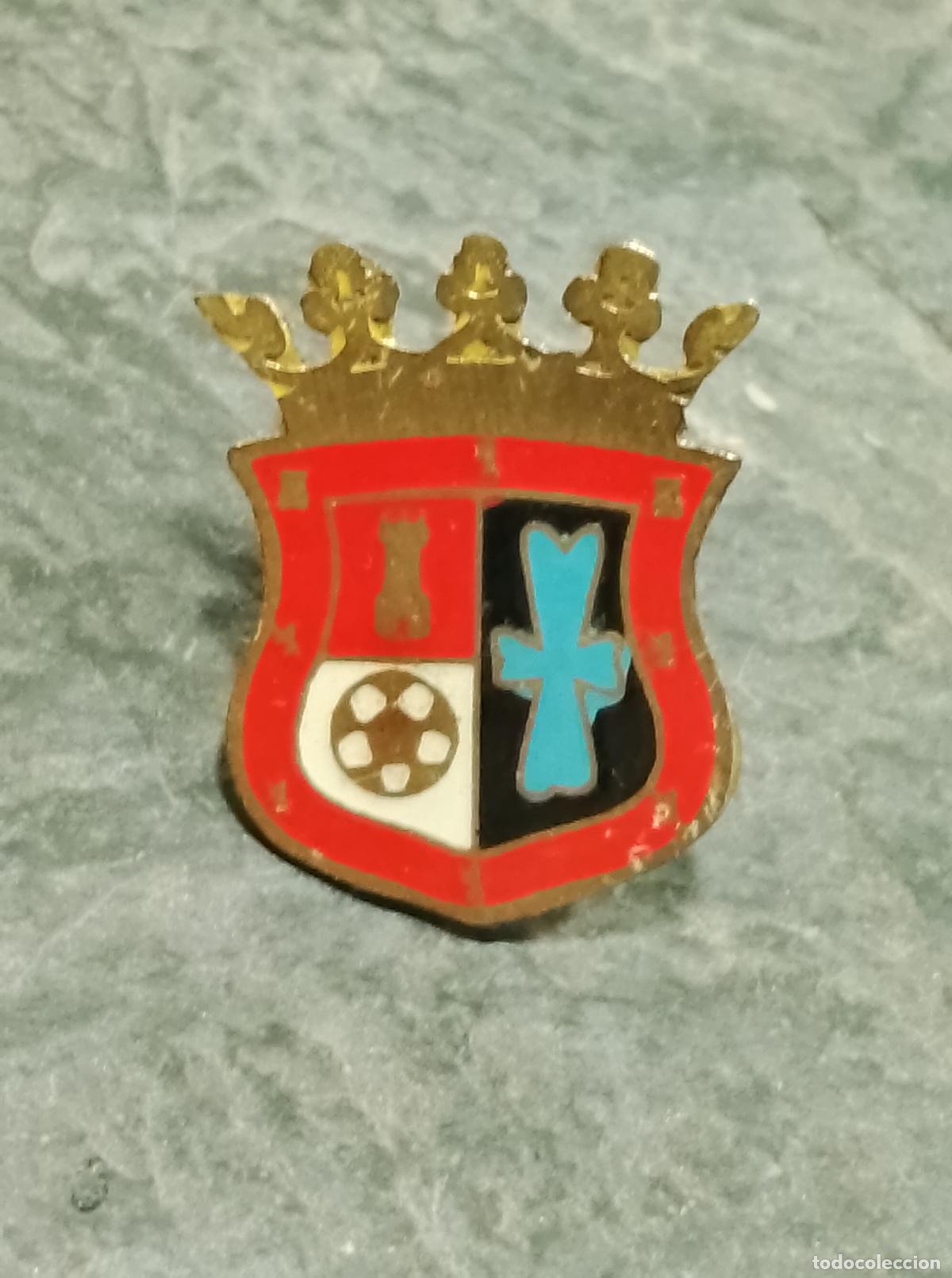 Colecionismo desportivo: Pin escudo equipo club futbol espartinas insignia esmaltada mariposa federaci&oacute;n andaluza