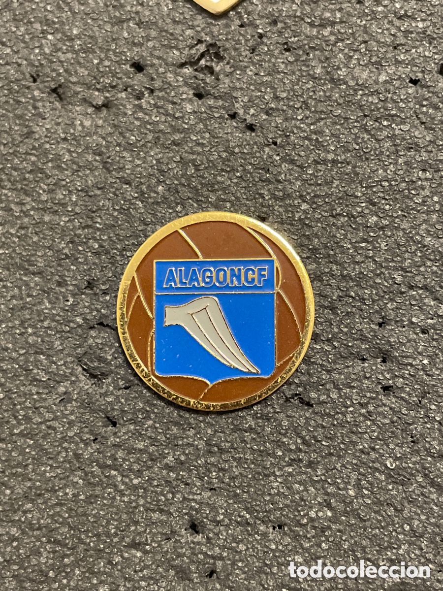 Collectionnisme sportif: Pin 97 ALAGON C.F. - Alagon (Zaragoza)