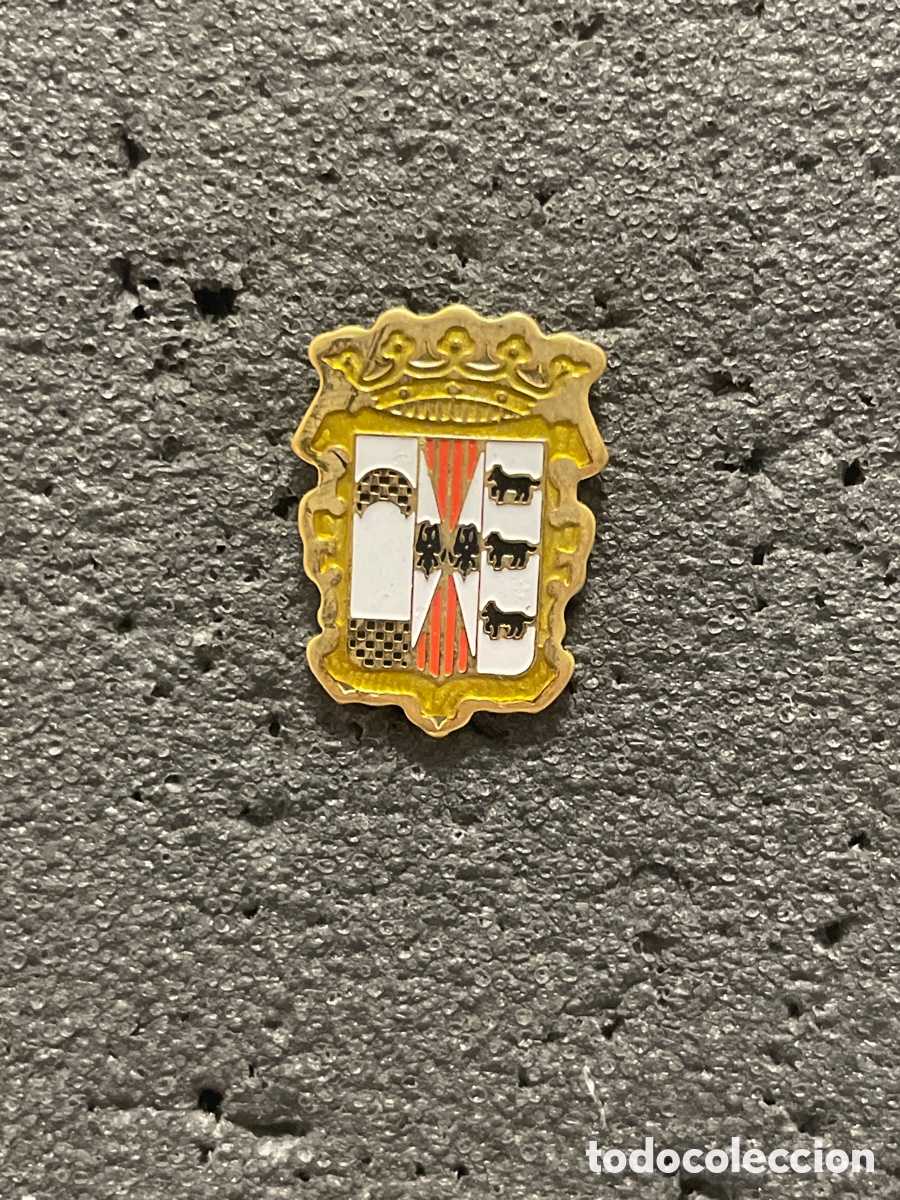 Colecionismo desportivo: Pin 114 U.D. FIGUERUELAS - Figueruelas (Zaragoza)