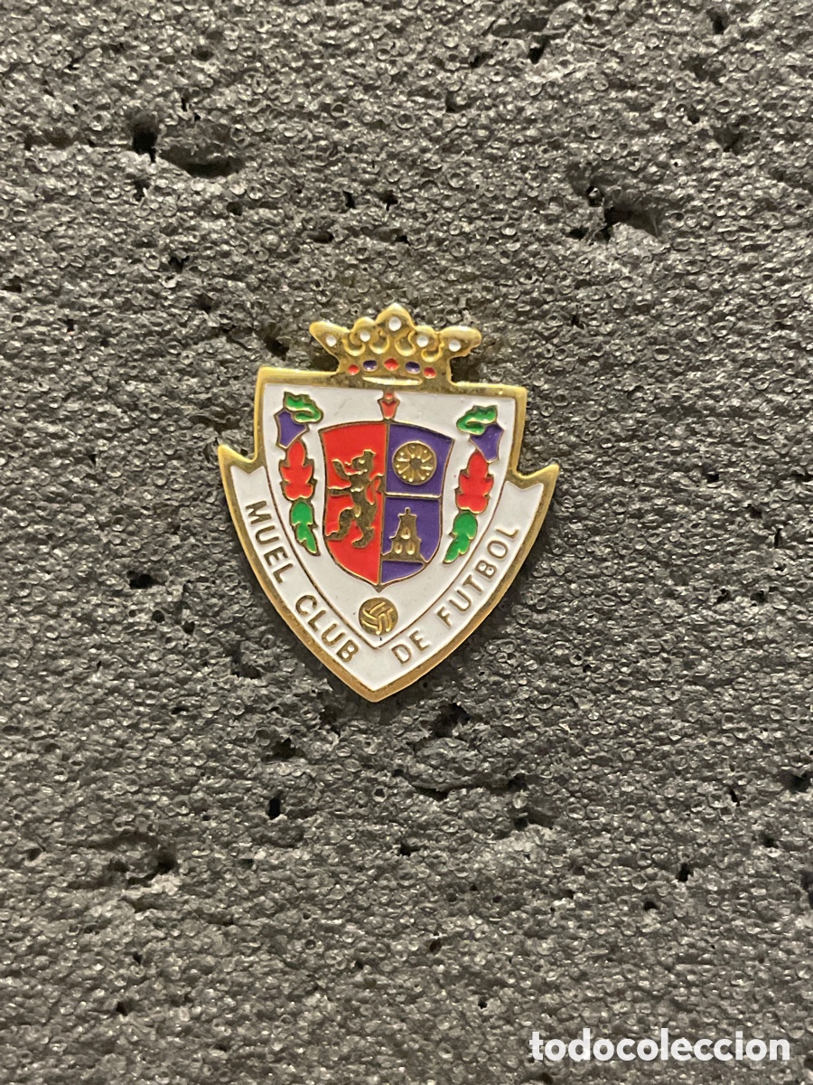 Colecionismo desportivo: Pin 117 MUEL C.F. - Muel (Zaragoza)