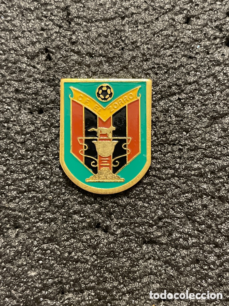 Collezionismo sportivo: Pin C.F. EL ZORRO - Zaragoza