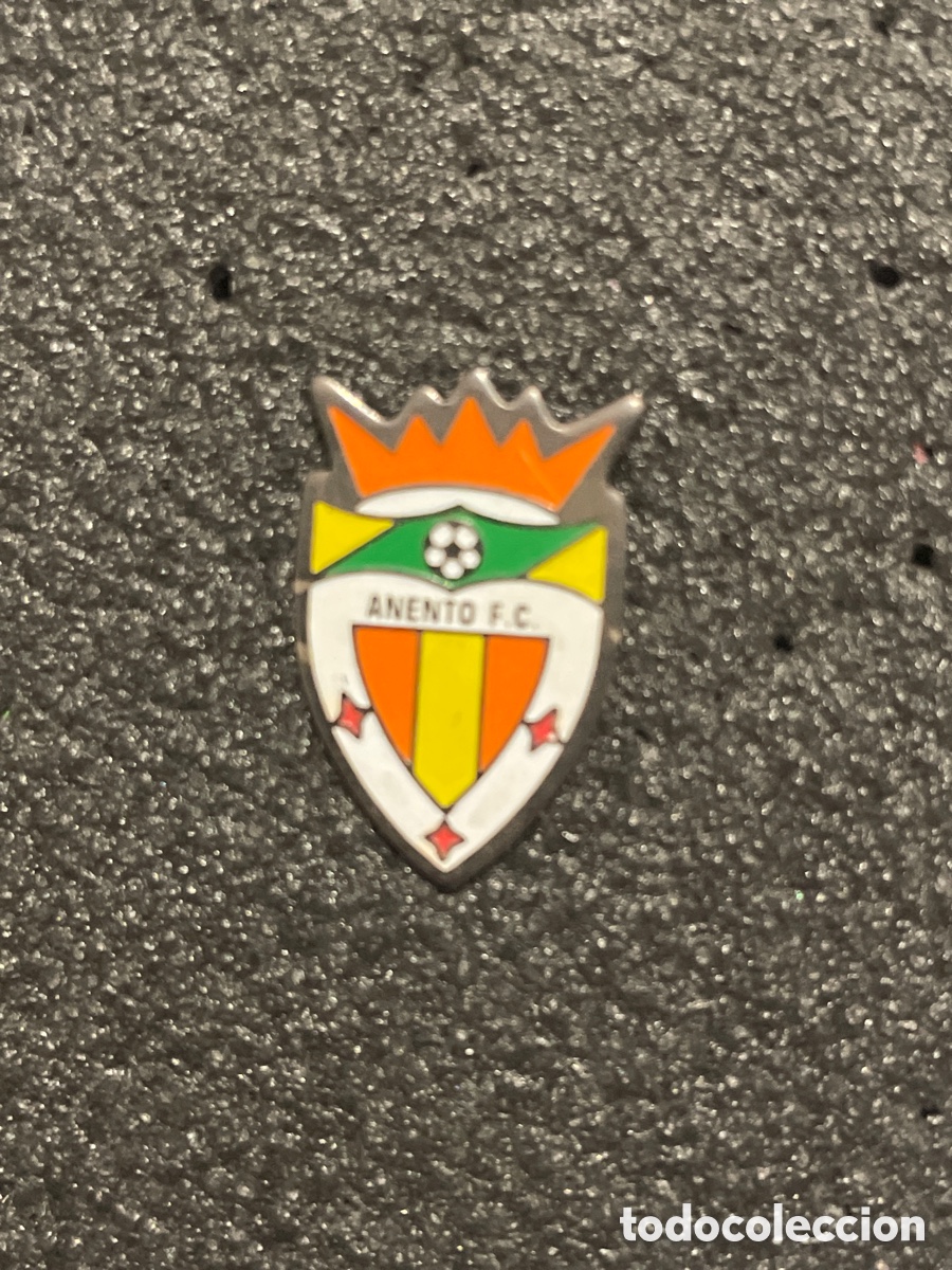 Coleccionismo deportivo: Pin 180 ANENTO F.C. - Zaragoza