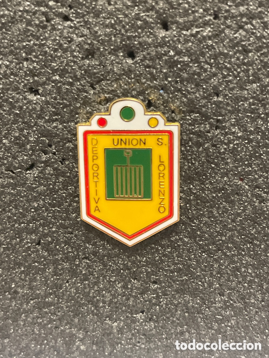 Coleccionismo deportivo: Pin 183 U.D. SAN LORENZO - San Lorenzo de Flumen (Huesca)