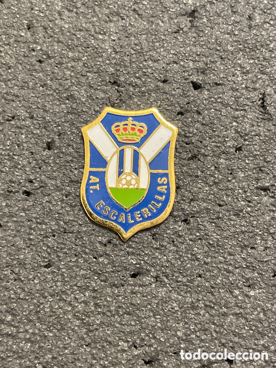 Coleccionismo deportivo: Pin 184 ATLETICO ESCALERILLAS - Zaragoza