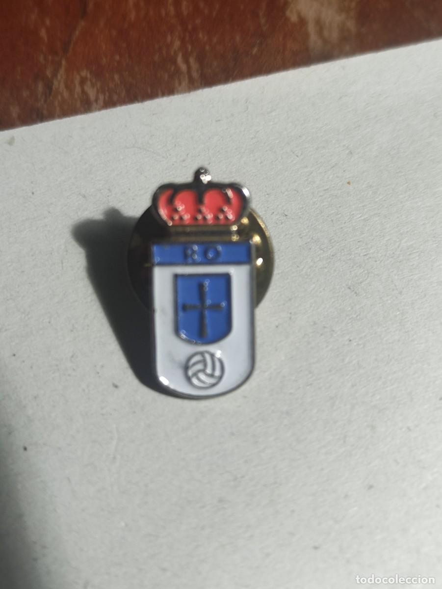 Collectionnisme sportif: Pin Real Oviedo (futbol)