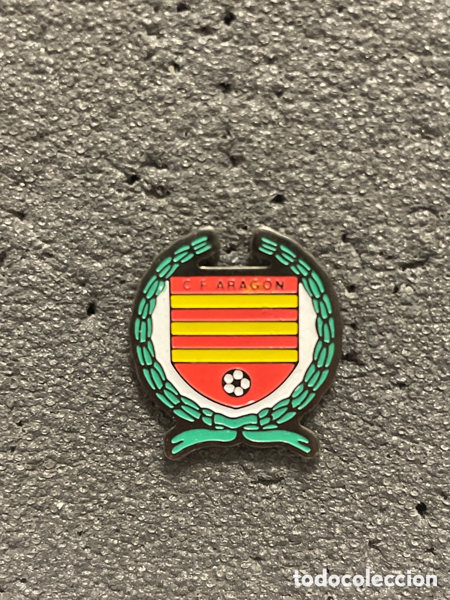 Colecionismo desportivo: Pin 227 C.F. ARAGON - Zaragoza