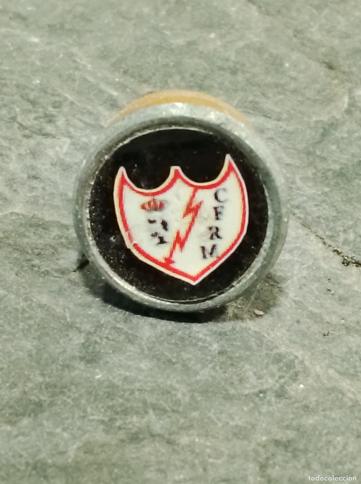 Sammelleidenschaft Sport: Pin escudo equipo futbol club rayo vallecano madrid insignia cierre mariposa