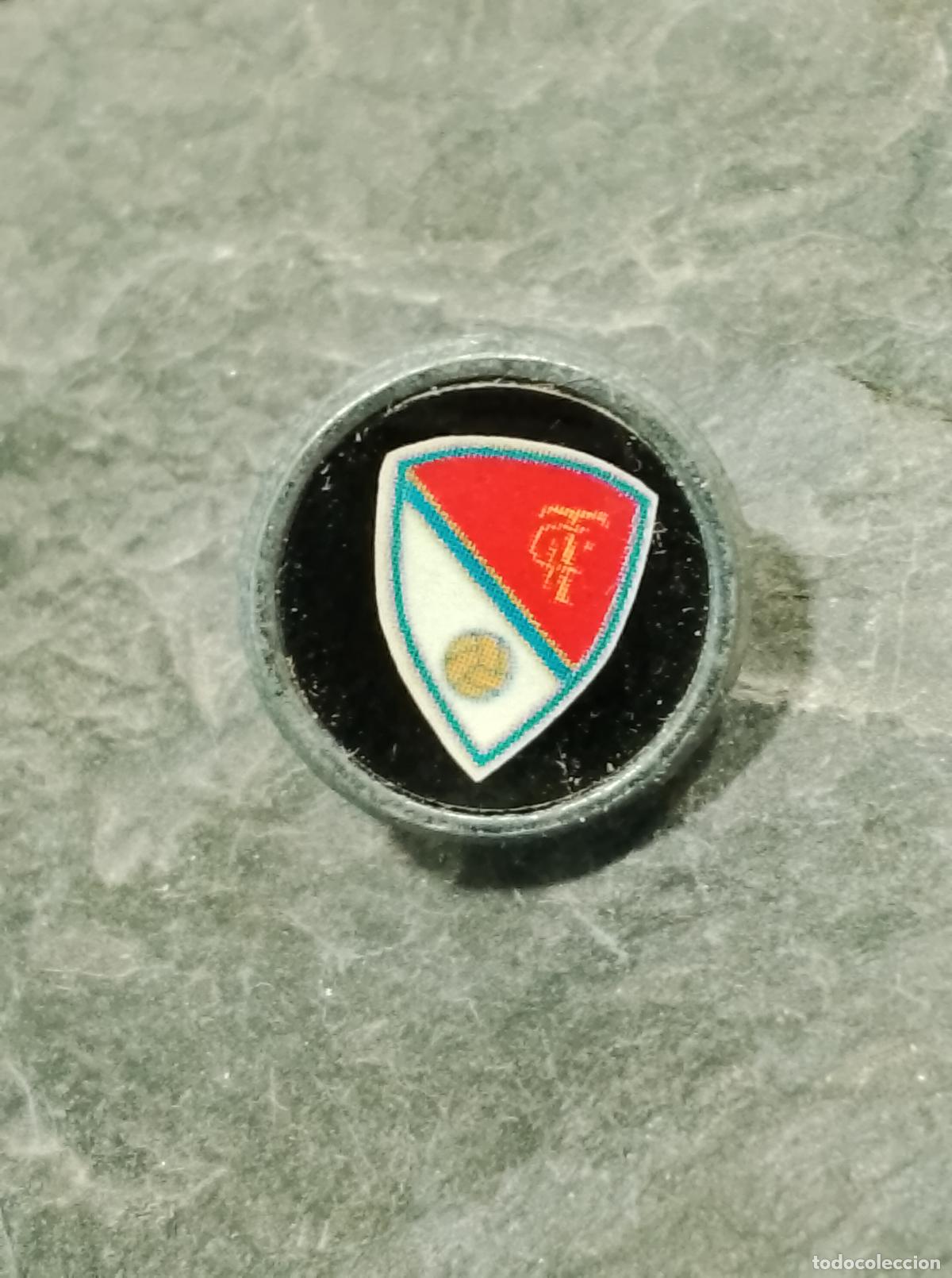 Sammelleidenschaft Sport: Pin escudo equipo futbol club Terrassa insignia cierre mariposa federaci&oacute;n catalana