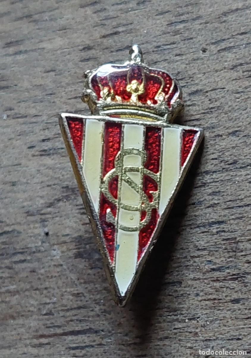 Sammelleidenschaft Sport: Emblema Sporting Gij&oacute;n futbol