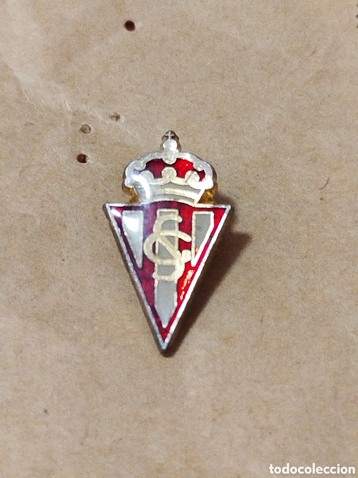 Collectionnisme sportif: INSIGNIA DE FUTBOL R SPORTING DE GIJ&Oacute;N ASTURIAS