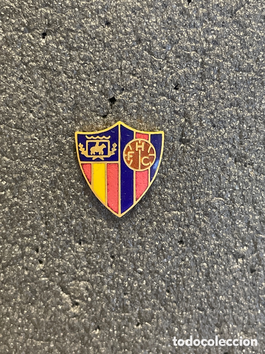 Collectionnisme sportif: Pin 315 HUESCA F.C. - Huesca