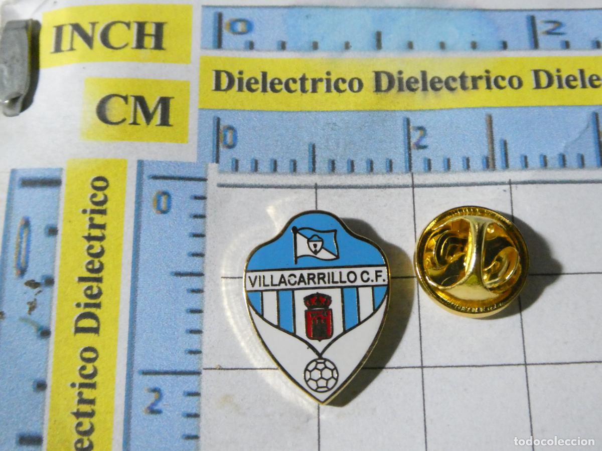Sammelleidenschaft Sport: PIN DE DEPORTES. F&Uacute;TBOL. VILLACARRILLO CF JAEN. ESCUDO EQUIPO.