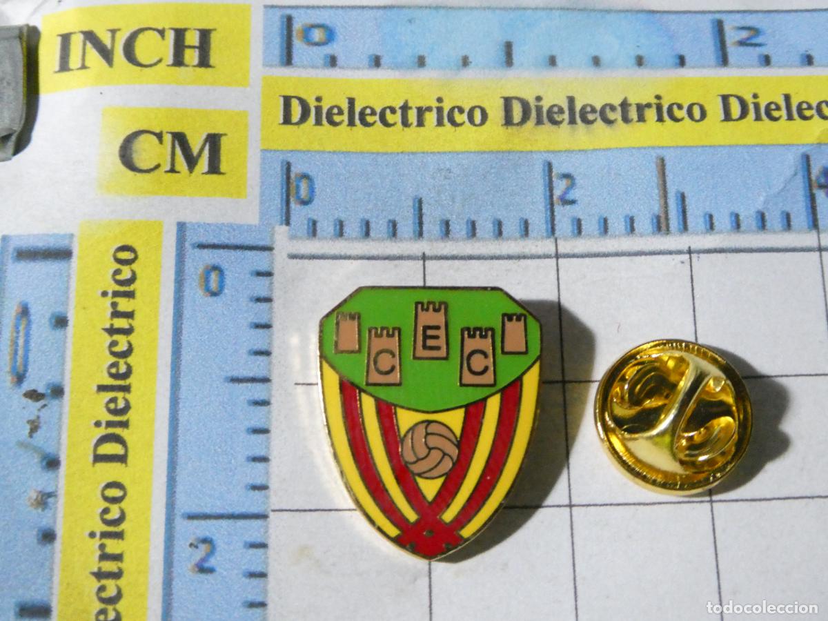 Sammelleidenschaft Sport: PIN DE DEPORTES. F&Uacute;TBOL. CEC CINCTORRA CASTELL&Oacute;N. ESCUDO EQUIPO.