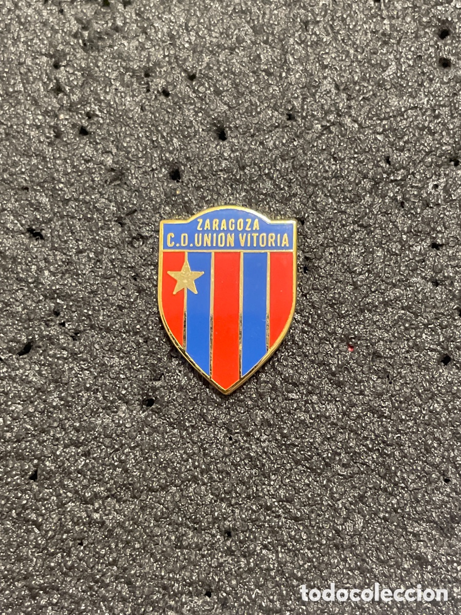 Sammelleidenschaft Sport: Pin 357 C.D. UNION VITORIA - Zaragoza