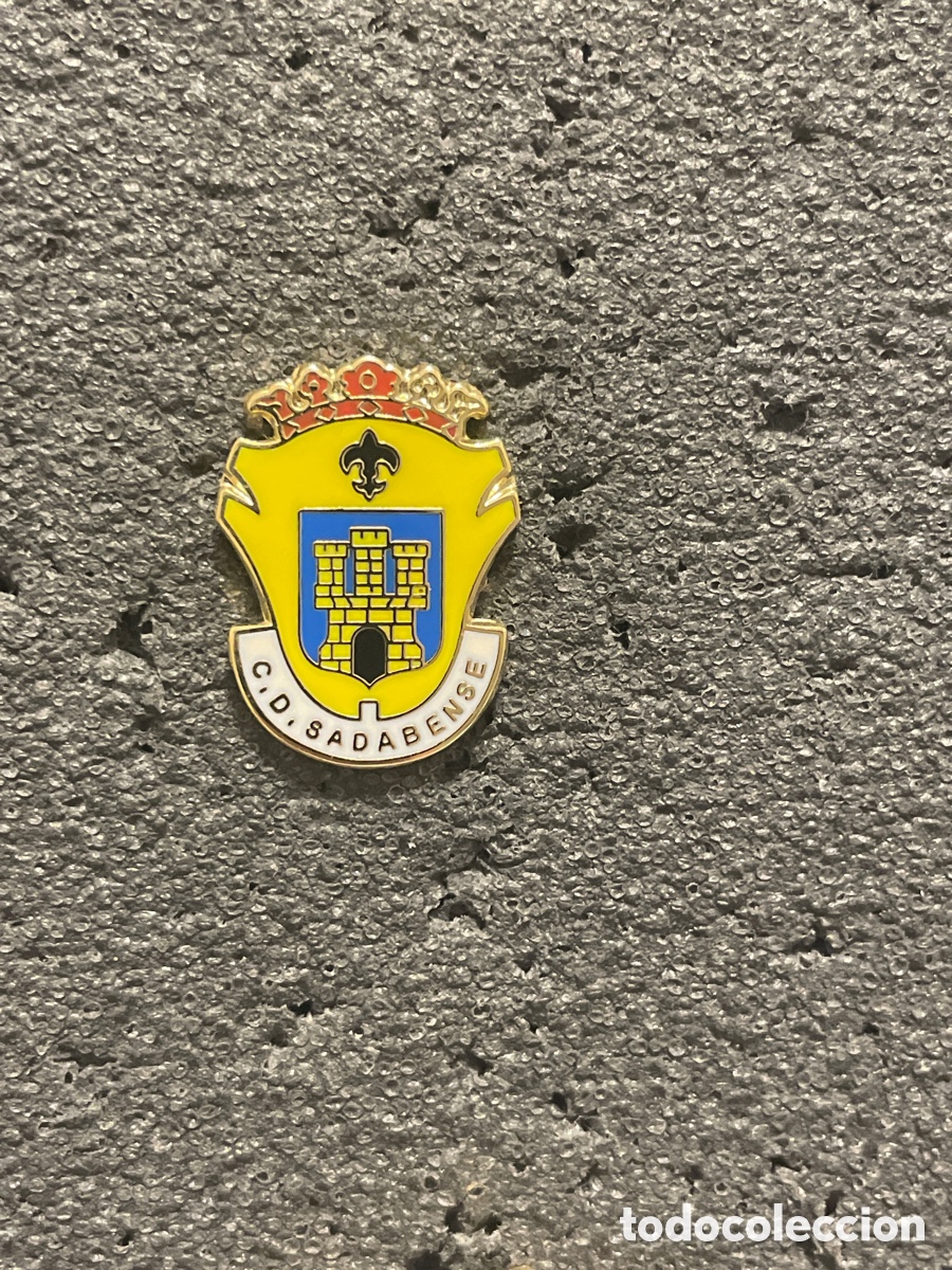Sammelleidenschaft Sport: Pin 381 C.D. SADAVENSE - Sadaba (Zaragoza)