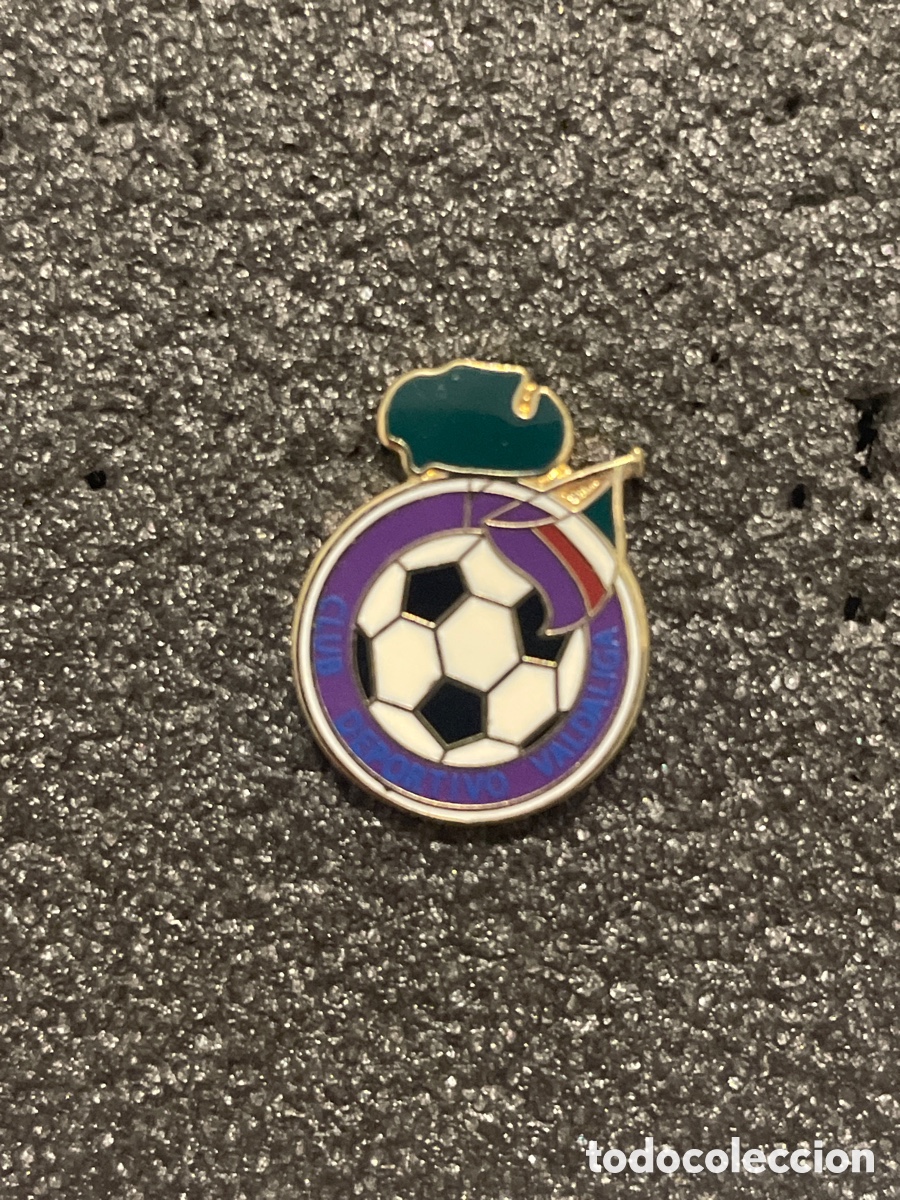 Sammelleidenschaft Sport: Pin 15 C.D. VALDALIGA - Trece&ntilde;o (Cantabria)