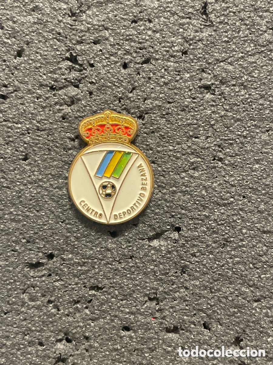 Collectionnisme sportif: Pin 47 C.D. BEZANA - Santa Cruz de Bezana (Cantabria)