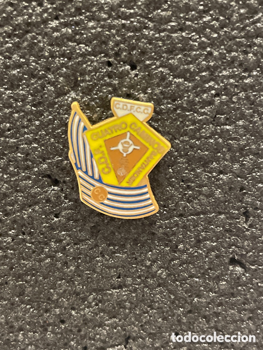 Collectionnisme sportif: Pin 134 C.D.F. CUATRO CAMINOS - Santander (Cantabria)
