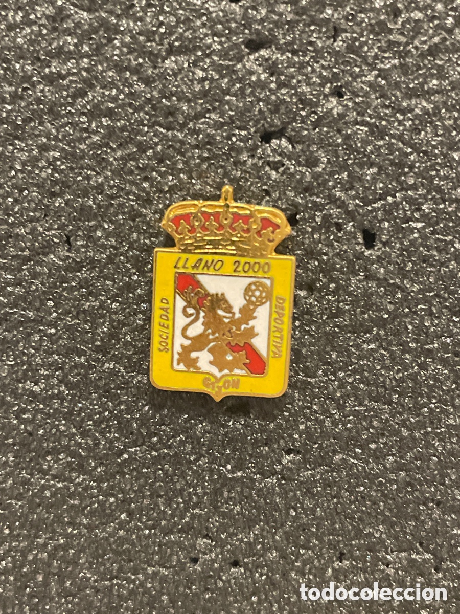 Collectionnisme sportif: Pin 25 S.D. LLANO 2000 - Gijon (Asturias)