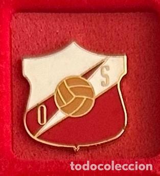 Collectionnisme sportif: Pin de Futbol del Club Olimpico Suarez Malaga