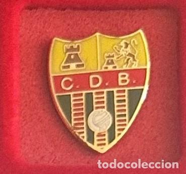 Collectionnisme sportif: Pin de Futbol del Club CD Benamocarra Malaga