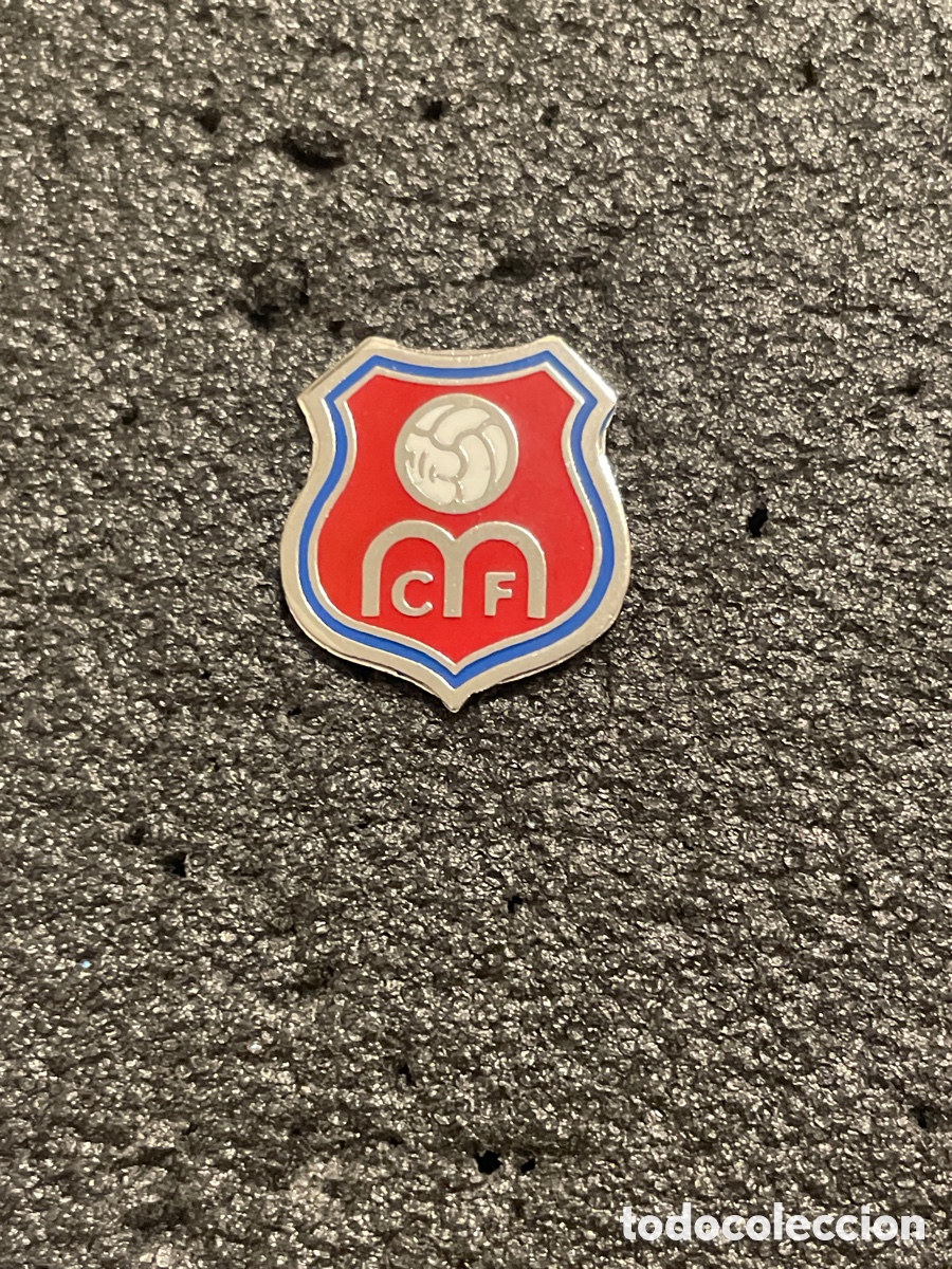 Collectionnisme sportif: Pin 109 MIRANDA C.F. - Miranda (Asturias)